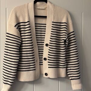 Everlane The Boxy Cardigan in Everyday Cotton, Size small